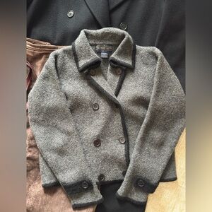 Herman Geist Petite Gray Boiled Wool Double Breasted
Cardigan SIZE-PL(Petite)